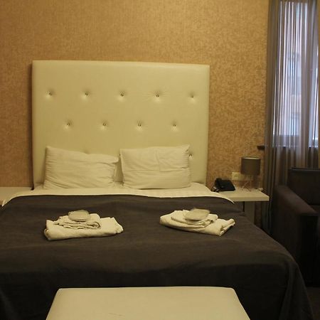 Hotel Plaza Τυφλίδα Εξωτερικό φωτογραφία